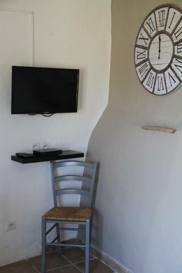 Les Vingalieres Bed & Breakfast Salernes Exterior photo